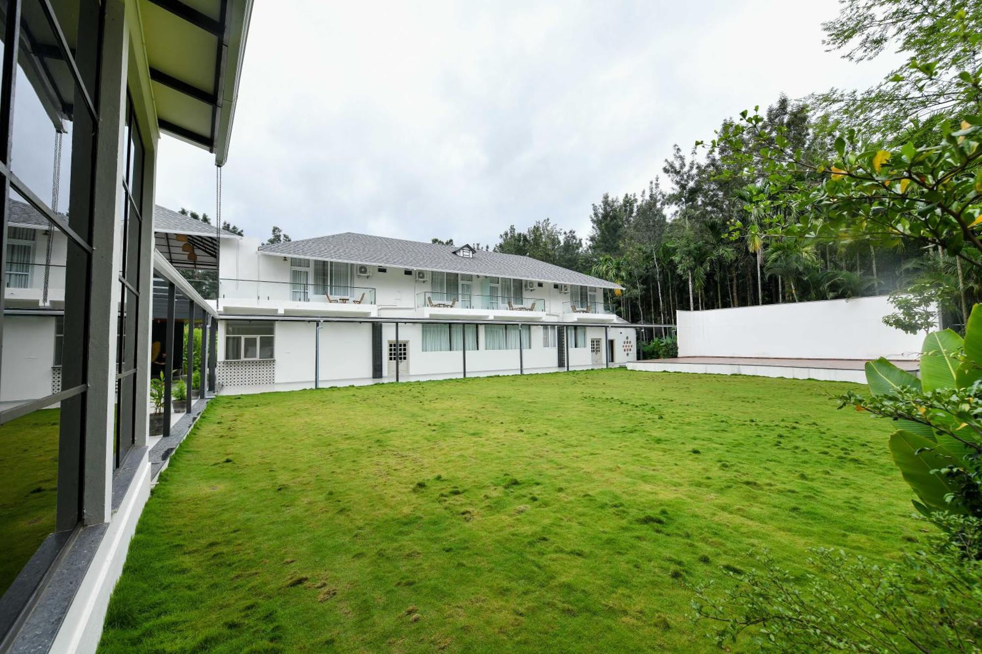 Inventree Aranya Resort & Spa 마디케리 외부 사진