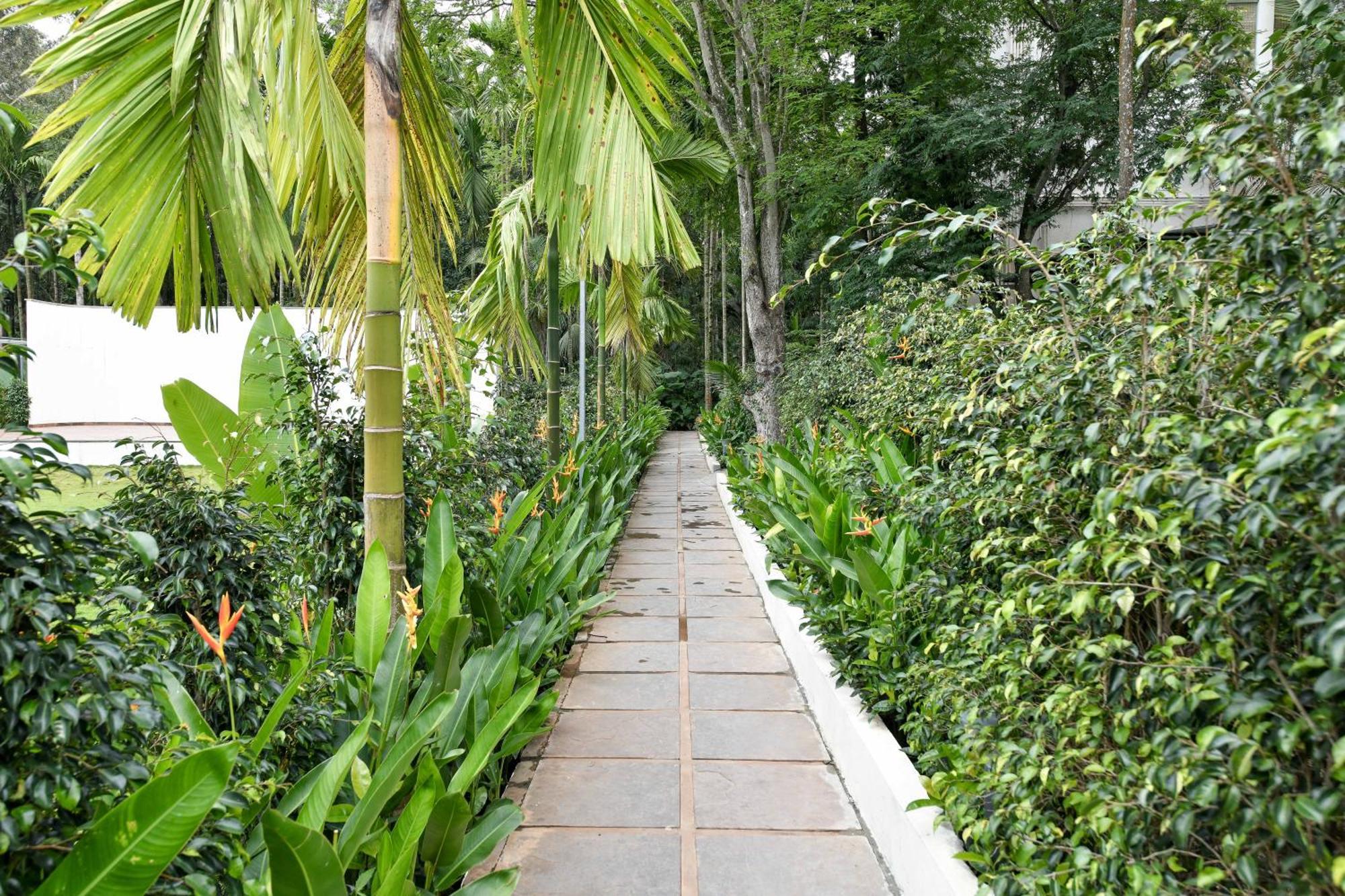 Inventree Aranya Resort & Spa 마디케리 외부 사진