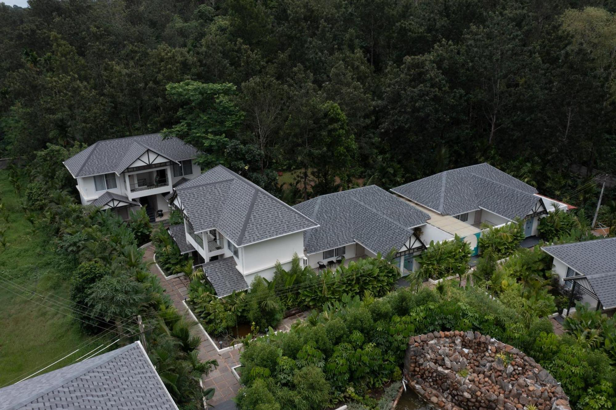Inventree Aranya Resort & Spa 마디케리 외부 사진