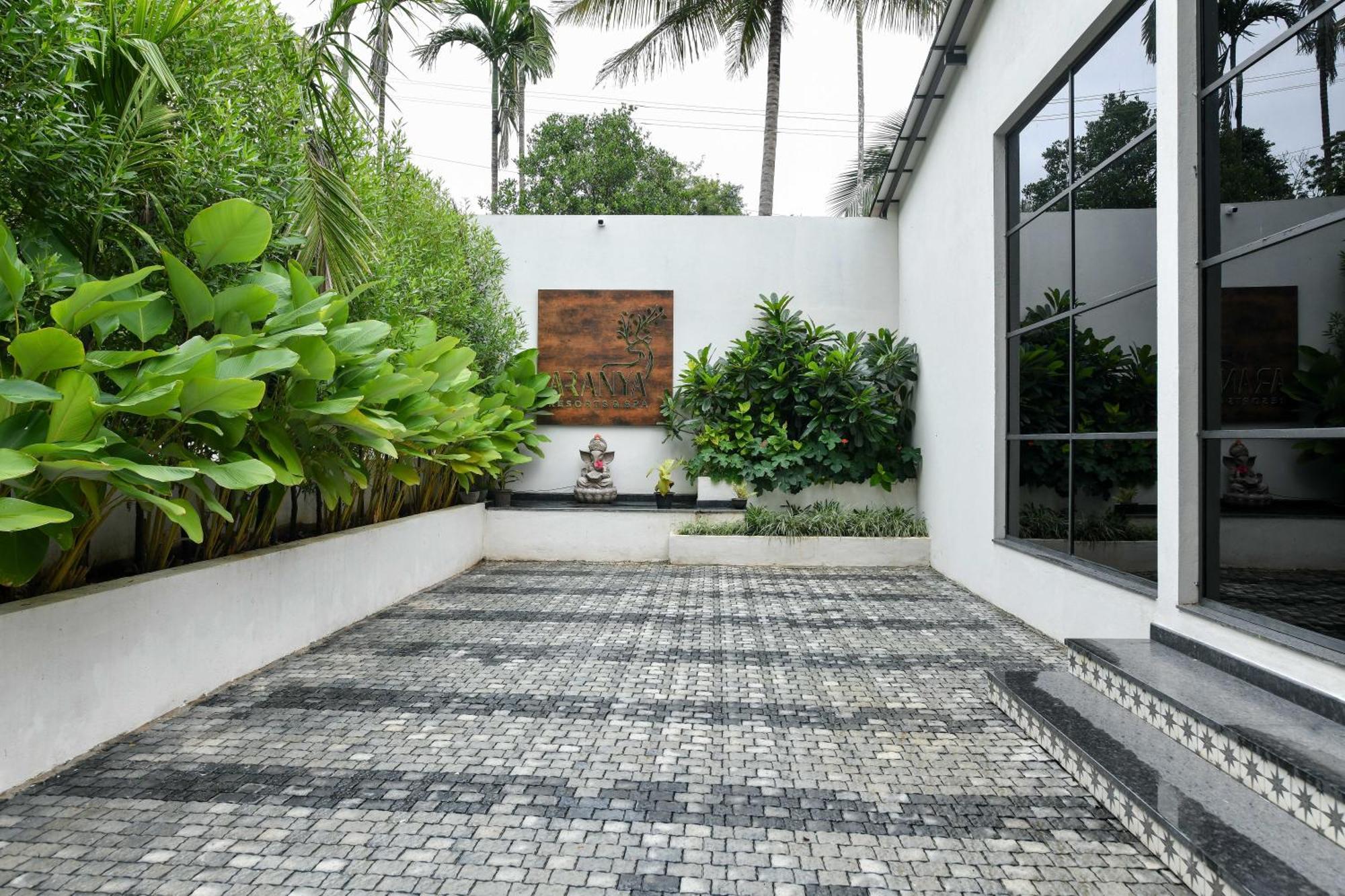 Inventree Aranya Resort & Spa 마디케리 외부 사진